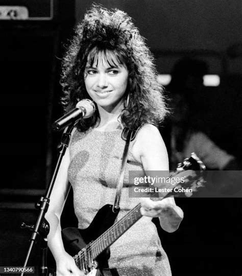 2,139 Susanna Hoffs Photos & High Res Pictures